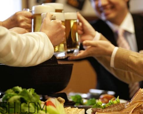 喝酒會影響記憶力嗎？喝酒會影響大腦嗎？