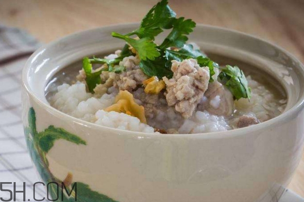 煮飯要煮多久？煮飯加什么更香