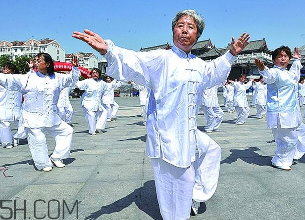 八段錦是誰創(chuàng)立的？八段錦什么時候練最好