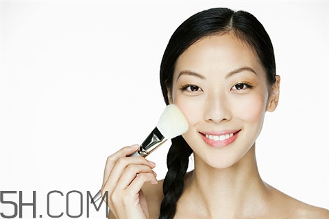 烤瓷牙能吃硬東西嗎？烤瓷牙能用美牙儀嗎？