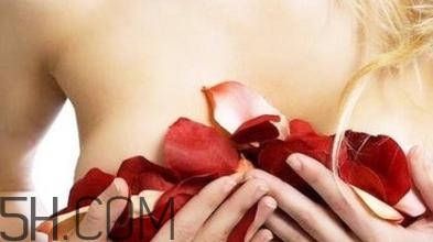 是什么因素決定了乳房大小？乳房脹痛是怎么回事