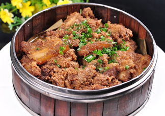 粉蒸肉五花肉怎么腌制？做粉蒸肉的肉要去皮嗎