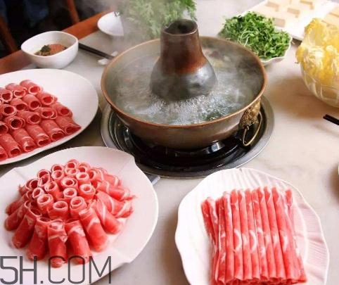涮羊肉哪個(gè)部位最好吃？涮羊肉都有什么菜？