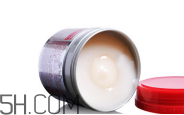 發(fā)膜好還是護(hù)發(fā)素好？護(hù)發(fā)素的使用誤區(qū)