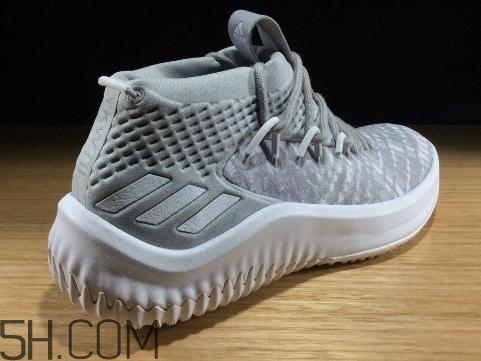 adidas dame 4利拉德母校配色實(shí)物什么樣？