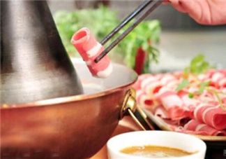 涮羊肉調(diào)料怎么調(diào)好吃？涮羊肉的麻醬怎么調(diào)？