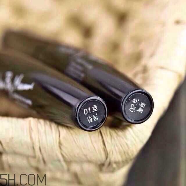 the face shop菲詩小鋪黑桿防水睫毛膏 the face shop菲詩小鋪黑桿防水睫毛膏