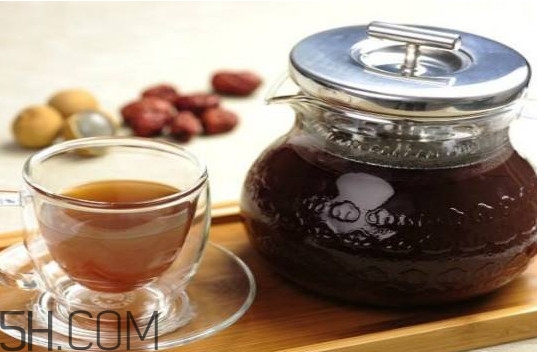 桂圓紅棗茶能豐胸嗎？桂圓紅棗茶上火嗎