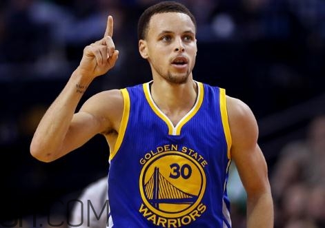 under armour curry 4 low勇士隊(duì)藍(lán)金配色會(huì)發(fā)售嗎？