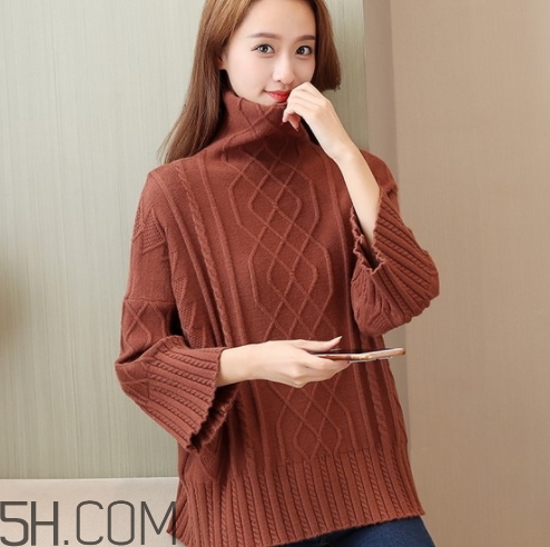 焦糖色衣服怎么搭配？焦糖色衣服搭配示范