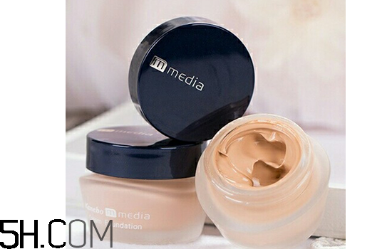 粉底霜用完之后用什么 粉底霜在哪個步驟用 粉底霜用完之后用什么 粉底霜在哪個步驟用