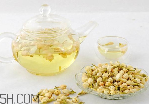 茉莉花茶是帶花的好還是不帶花的好？哪里的茉莉花茶最好