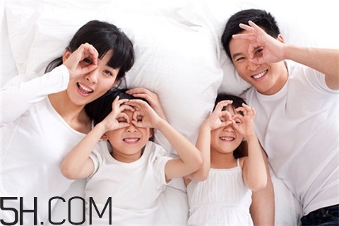 脂肪肝應(yīng)該少吃什么？脂肪肝應(yīng)該掛什么科？