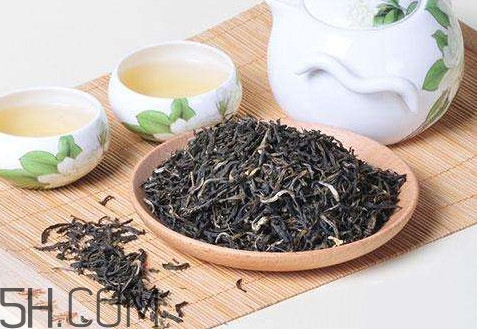 為什么很多茉莉花茶里面沒(méi)有花？上等的茉莉花茶需要幾窨