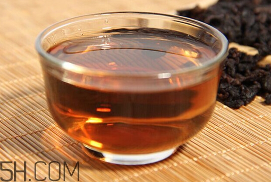 天氣干燥煲什么湯喝最好？氣候干燥喝什么茶好