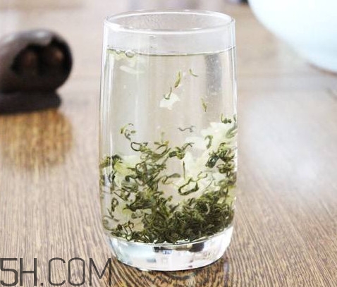 為什么很多茉莉花茶里面沒(méi)有花？上等的茉莉花茶需要幾窨