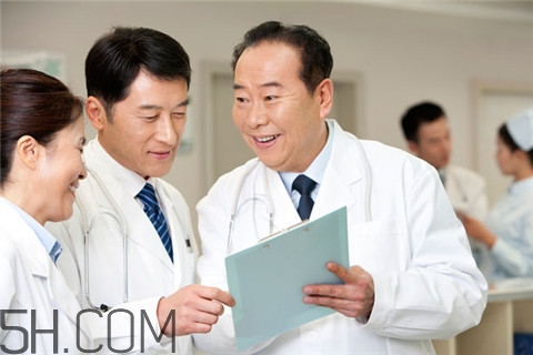 冠心病要注意什么？冠心病要怎么治療？