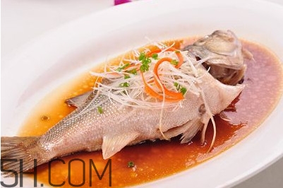 鱸魚蒸幾分鐘最好？河鱸魚和海鱸魚的區(qū)別