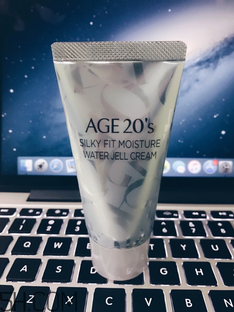 愛敬藍(lán)色氣墊怎么樣？愛敬和vant氣墊對(duì)比