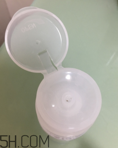 露得清卸妝水怎么用？露得清卸妝水多少錢？