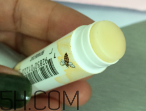 小蜜蜂細(xì)致修護(hù)唇膏怎么樣？好用嗎？