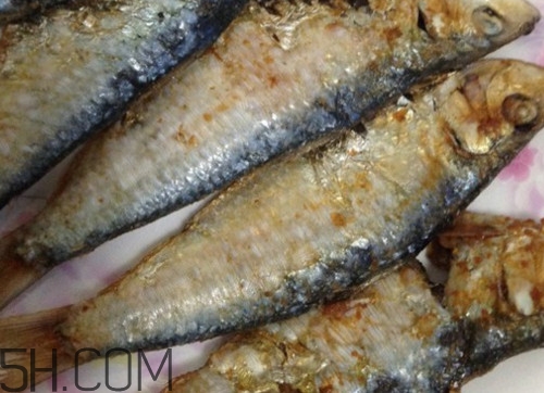 咸魚是不是海鮮？咸魚是不是咸水魚？