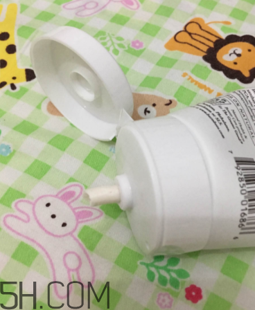 小蜜蜂水洗面膜敷多長時(shí)間？小蜜蜂水洗面膜用法