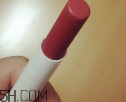 蒂詩顏口紅有毒嗎？蒂詩顏口紅安全嗎？