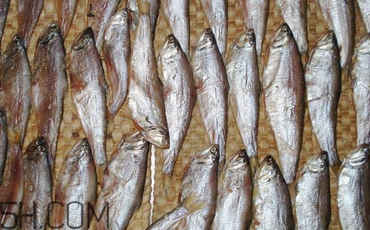 咸魚什么人不能吃？怎樣去除咸魚的咸