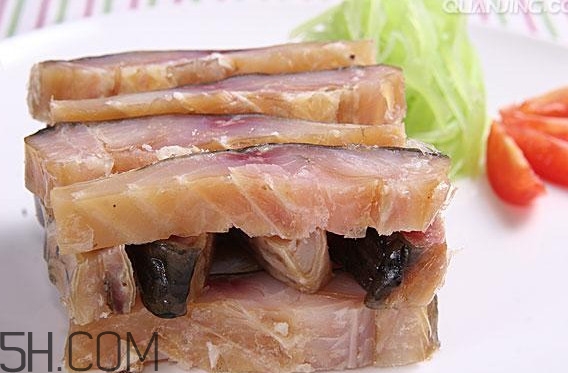 如何去除咸魚的腥味？咸魚一般要蒸多久時間