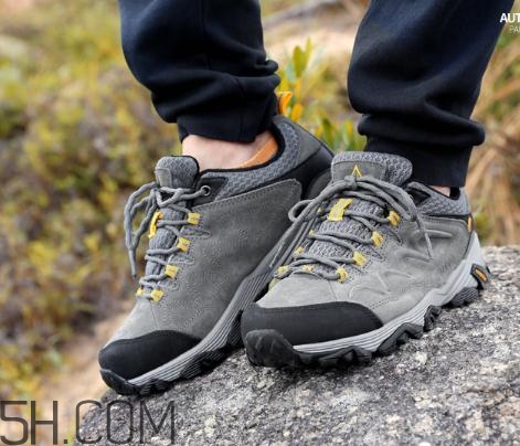 登山鞋買(mǎi)高幫還是低幫？登山鞋買(mǎi)小了怎么辦？