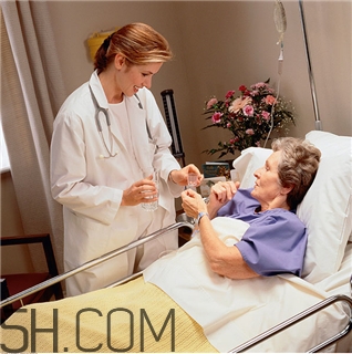 白內(nèi)障能治好嗎？白內(nèi)障能做二次手術(shù)嗎？