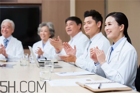 白內障能針灸嗎？白內障能配眼鏡嗎？