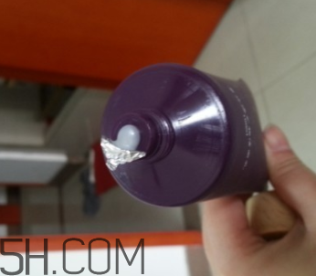御泥坊黑玫瑰潔面乳怎么樣？御泥坊黑玫瑰潔面乳好用嗎？