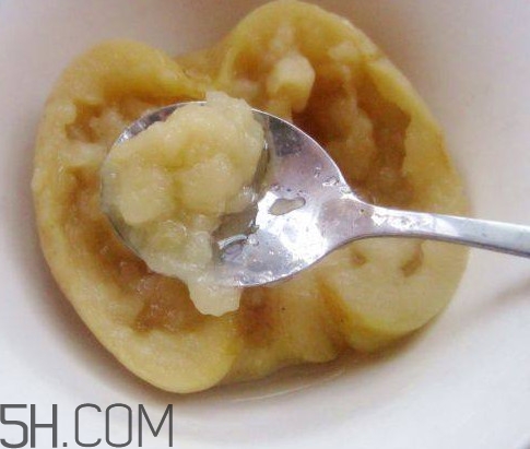 蘋(píng)果泥氧化了能給寶寶吃嗎？蘋(píng)果泥可以治拉肚子嗎