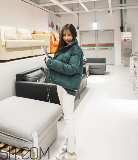 綠色羽絨服怎么搭配？綠色羽絨服搭配圖片
