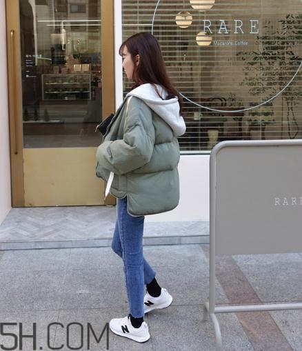 綠色羽絨服怎么搭配？綠色羽絨服搭配圖片