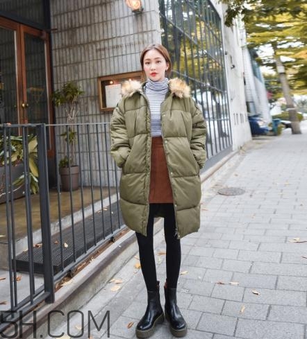 綠色羽絨服怎么搭配？綠色羽絨服搭配圖片