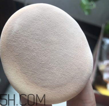 稚優(yōu)泉氣墊有熒光劑嗎？稚優(yōu)泉氣墊孕婦能用嗎