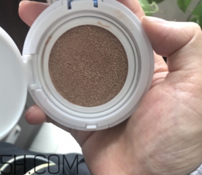稚優(yōu)泉氣墊有熒光劑嗎？稚優(yōu)泉氣墊孕婦能用嗎