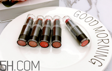 什么品牌口紅好并且滋潤(rùn) 滋潤(rùn)的口紅推薦 什么品牌口紅好并且滋潤(rùn) 滋潤(rùn)的口紅推薦