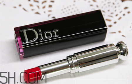 什么品牌口紅好并且滋潤(rùn) 滋潤(rùn)的口紅推薦 什么品牌口紅好并且滋潤(rùn) 滋潤(rùn)的口紅推薦