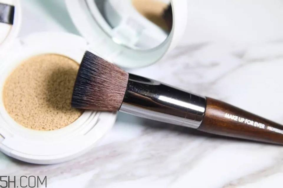 氣墊哪個(gè)牌子好用推薦 好用氣墊推薦 氣墊哪個(gè)牌子好用推薦 好用氣墊推薦