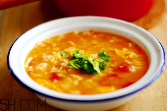 怎樣做疙瘩湯是清湯的？吃白面疙瘩湯有什么好處和壞處