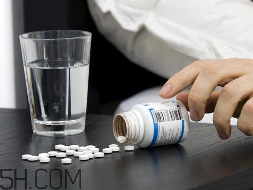 安定片吃一片能睡多久？安定片和安眠藥的區(qū)別