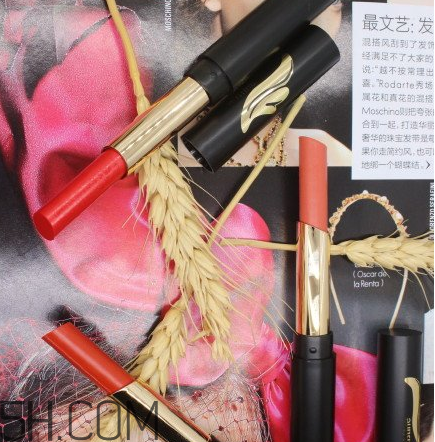mistine羽翼口紅哪個(gè)色最火？mistine口紅在泰國(guó)賣多少錢？