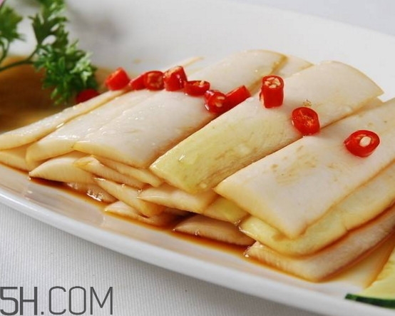 蘿卜皮和蘿卜肉哪個(gè)比較有營(yíng)養(yǎng)？醬泡蘿卜皮要加白糖嗎