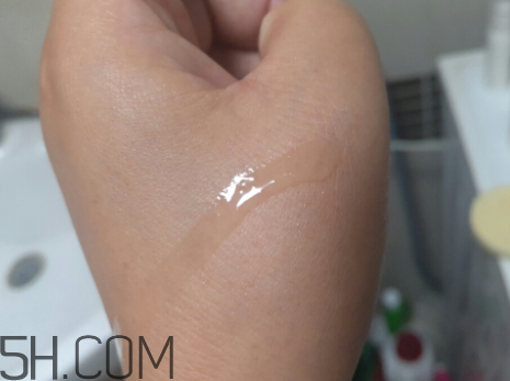一葉子鮮補(bǔ)水柔膚水怎么樣？一葉子鮮補(bǔ)水柔膚水好用嗎？