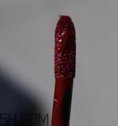 阿瑪尼紅管201多少錢？阿瑪尼紅管201停產了嗎？
