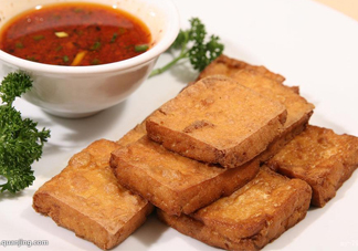 臭豆腐是誰發(fā)明的？臭豆腐是哪里的特產(chǎn)